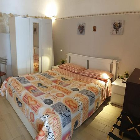 Giovanni S Little House Catania-Fontanarossai nemzetközi repülőtér Kültér fotó